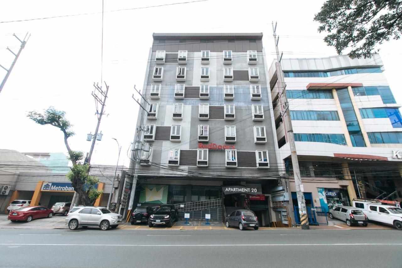 Reddoorz Plus @ Kamuning Quezon City Cidade Quezon Exterior foto