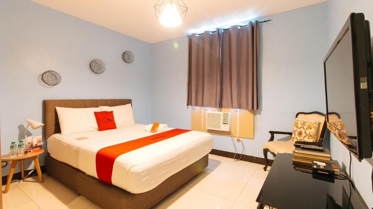 Reddoorz Plus @ Kamuning Quezon City Cidade Quezon Exterior foto
